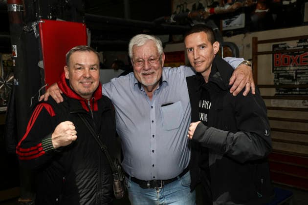 Boxing: Boxing in the North, Waage, Hamburg, October 2, 2026—Thomas Nissen with Alex Pavlov and Coach Herrmann