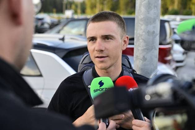 UEC 2026 Road European Championships Ljubljana - media activities 02 10 2026 LJUBLJANA, SLOVENIA - OCTOBER 02 : Evenepoel Remco (BEL) pictured at the airport arriving prior the 2026 UEC Road European Championships. An UCI Continental Championships cycling race of 88,4 km with start and finsih in Sencur on October 2, 2026 in Ljubljana, Slovenia, 02 10 2026 Ljubljana Slovenia  Copyright: xJanxDexMeuleneirx