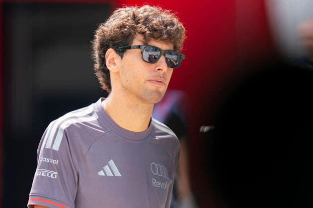 FORMULA 1 BAHRAIN GRAND PRIX IN MALAYSIA 2026 Gabriel Bortoleto (BRA) 5 Audi F1 Team in the paddock during the Formula 1 Gulf Air Bahrain Grand Prix in Malaysia 2026, Round 16 of the 2026 Formula 1 World Championship, WM, Weltmeisterschaft from 2nd - 4th October 2026 at Sepang International Circuit, Sepang, Malaysia. Credit: Robbie Hoad Every Second Media Editorial use only. All images are copyright Every Second Media Limited. No images may be reproduced without prior permission. Copyright: xIMAGO EveryxSecondxMediax ESM-2195-0243 RobbiexHoadx xEveryxSecondxMediax
