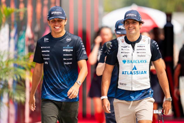 FORMULA 1 BAHRAIN GRAND PRIX IN MALAYSIA 2026 Alexander Albon (THA) 23 Williams F1 Team and Carlos Sainz (SPA) 55 Williams F1 Team in the paddock during the Formula 1 Gulf Air Bahrain Grand Prix in Malaysia 2026, Round 16 of the 2026 Formula 1 World Championship, WM, Weltmeisterschaft from 2nd - 4th October 2026 at Sepang International Circuit, Sepang, Malaysia. Credit: Robbie Hoad Every Second Media Editorial use only. All images are copyright Every Second Media Limited. No images may be reproduced without prior permission. Copyright: xIMAGO EveryxSecondxMediax ESM-2195-0254 RobbiexHoadx xEveryxSecondxMediax