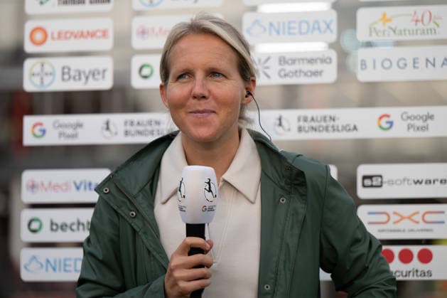 Friederike Fritzy Kromp, Coach, Werder Bremen Women, Bayer 04 Leverkusen Women vs. SV Werder Bremen Women, Soccer, Google Pixel Women s Bundesliga, Matchday 6, 2026–2027, October 2, 2026 DFB regulations prohibit any use of photographs as image sequences and or quasi-video Leverkusen, North Rhine-Westphalia, Germany Copyright: xkolbert-press MarkusxVerwimpx