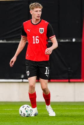 SOCCER - UEFA U21, U 21 EURO quali, AUT vs DEN VIENNA,AUSTRIA,02.OCT.26 - SOCCER - UEFA European Under-21 Championship 2027, qualifiers, OEFB Under-21 international match, Länderspiel, Nationalmannschaft Austria vs Denmark. Image shows Valentin Zabransky (AUT). GEPAxpictures xKevinxKada