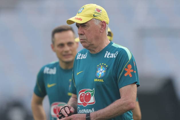 India Vs Brazil Friendly Football Friendly Match 2026 Carlo Ancelotti, head coach of Brazil, during a pre-match training session ahead of the India-Brazil football friendly at the Vivekananda Yuba Bharati Krirangan (VYBK) Stadium in Kolkata, India, on October 2, 2026. KOLKATA West Bengal India  Copyright: xShubhajitxRoyxKarmakarx originalFilename:roykarmakar-indiavsb261002_npe2D.jpg