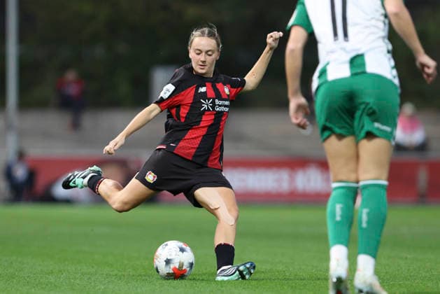 Sofie Zdebel of Bayer 04 Leverkusen in action, on the ball, making a solo run during the Women s Bundesliga match between Bayer 04 Leverkusen and SV Werder Bremen, Ulrich Haberland Stadium on October 2, 2026, in Leverkusen, Germany. Photo by Oliver Kaelke, DeFodi Images. Sofie Zdebel of Bayer 04 Leverkusen controls the ball during the Bundesliga match between Bayer 04 Leverkusen and SV Werder Bremen at Ulrich Haberland Stadium on October 2, 2026 in Leverkusen, Germany. Photo by Oliver Kaelke, DeFodi Images. DFB and DFL regulations prohibit any use of photographs as image sequences and or quasi-video. Photo by Oliver Kaelke, DeFodi Images.