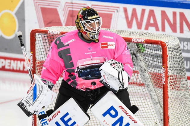 Straubing Tigers vs. Pinguins Bremerhaven, Ice Hockey, German Ice Hockey League, Penny DEL, Matchday 5, 2026–2027 Season, October 2, 2026 Kristers Gudlevskis Pinguins Bremerhaven, Men s Ice Hockey, German Ice Hockey League, Penny DEL, Matchday 5, 2026–2027 Season on February 10, 2026, at the Eisstadion am Pulverturm, Straubing Tigers (blue) vs. Pinguins Bremerhaven (white)