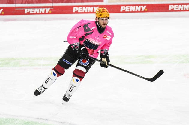 Straubing Tigers vs. Pinguins Bremerhaven, Ice Hockey, German Ice Hockey League, Penny DEL, Matchday 5, 2026–2027 Season, October 2, 2026, Parker Tuomie, Pinguins Bremerhaven, Men s Ice Hockey, German Ice Hockey League, Penny DEL, Matchday 5, 2026–2027 Season on October 2, 2026, at the Eisstadion am Pulverturm, Straubing Tigers (blue) vs. Pinguins Bremerhaven (white)