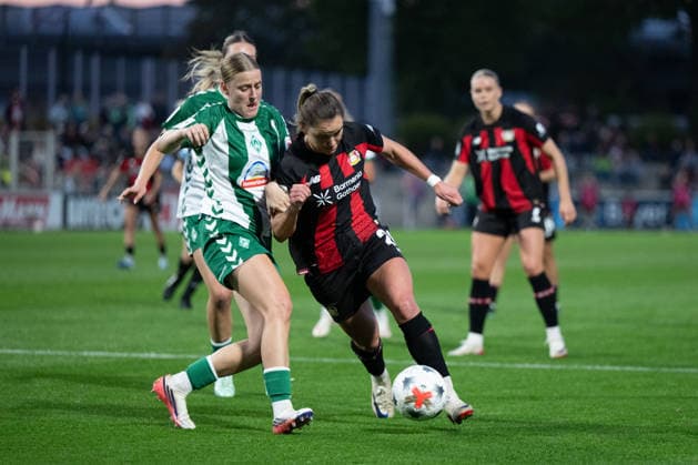Paulina Tomasiak, 28, Bayer 04 Leverkusen Women, in a tackle, in action, with Sarah Gutmann, 27, Werder Bremen Women; Bayer 04 Leverkusen Women vs. SV Werder Bremen Women; soccer; Google Pixel Women s Bundesliga, Matchday 6, 2026–2027, October 2, 2026. DFB regulations prohibit any use of photographs as image sequences and or quasi-video. Leverkusen, North Rhine-Westphalia, Germany Copyright: xkolbert-press MarkusxVerwimpx
