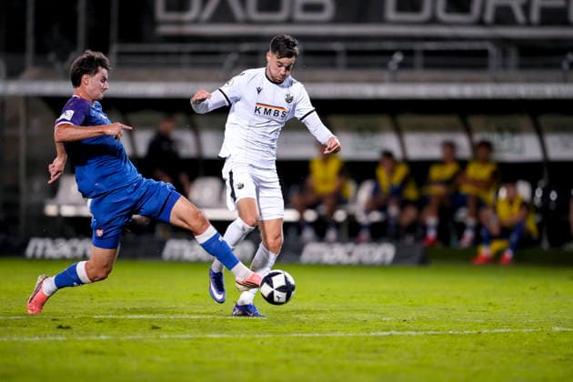 v li Ivan Smiljanic FCK, 4, David Mamutovic SVS, 7, tackle, game play, duel, tackle, tackling, dynamics, action, 02 10 2026, Sandhausen, Germany, soccer, Regionalliga Southwest, SV Sandhausen 1 vs. FC Kaiserslautern II xozx