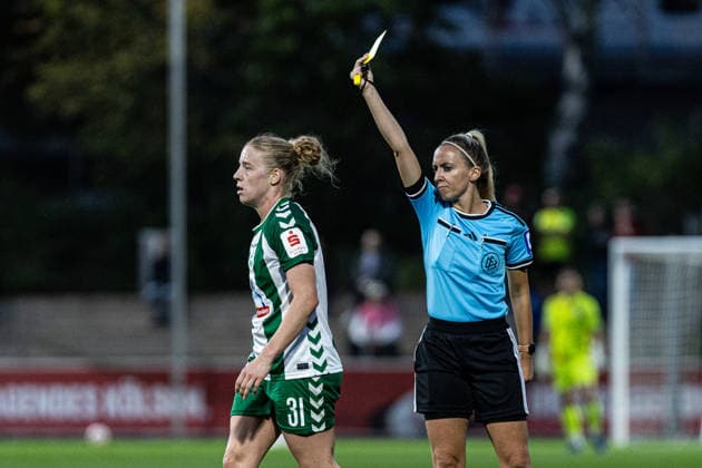 Google Pixel Women s Bundesliga Bayer 04 Leverkusen Women SV Werder Bremen Women 10 02 2026 Julia Boike, referee Google Pixel Women s Bundesliga Bayer 04 Leverkusen Women SV Werder Bremen Women BayArena, Leverkusen, October 2, 2026 DFL regulations prohibit any use of photographs as image sequences and or quasi-video Copyright: xBEAUTIFULxSPORTS Buriakovx