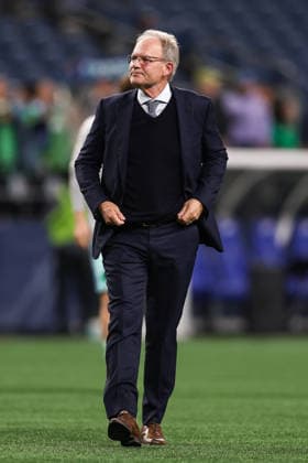 SEATTLE, WA - OCTOBER 01: Head coach Brian Schmetzer of the Seattle Sounders looks on after a game between Sporting Kansas City and the Seattle Sounders on October 1, 2026 at Lumen Field in Seattle, Washington. (Photo by Henry Rodenburg Icon Sportswire) SOCCER: OCT 01 MLS, Fussball Herren, USA Seattle Sounders FC vs Sporting Kansas City EDITORIAL USE ONLY Icon26100148