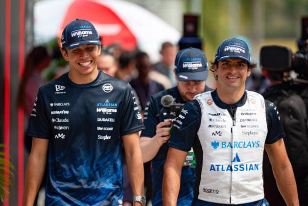 IPA89227814 - Alexander Albon (THA) and Carlos Sainz Jr. (ESP) - Atlassian Williams F1 Team during practice sessions for the 2026 Formula 1 Gulf Air Bahrain Grand Prix in Malaysia at the Sepang International Circuit in Sepang, Malaysia. Round 16 of 23 of the 2026 FIA Formula One World Championship, WM, Weltmeisterschaft held October 2–4, 2026. The race was moved from Bahrain to Malaysia and held at the Sepang International Circuit during the 2026 Bahrain Grand Prix in Malaysia, part of the Formula 1 Championship, on October 2, 2026.  Copyright: xSrinivasaxKrishnanx xAlessioxDexMarcox xAvens-images.com AvensImages IPAxSportx xx IPA89227814