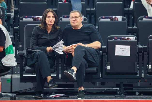 Max Eberl, FC Bayern Munich, Sporting Director, with his wife Natascha, GER, FC Bayern Basketball vs. Partizan Mozzart Bet Belgrade, Basketball, EuroLeague, Matchday 3, 2026–2027 Season, October 2, 2026, GER, FC Bayern Basketball vs. Partizan Mozzart Bet Belgrade, Basketball, EuroLeague, Matchday 3, 2026–2027 season, October 2, 2026, Munich Copyright: xEibner-Pressefoto JennixMaulx EP_JML