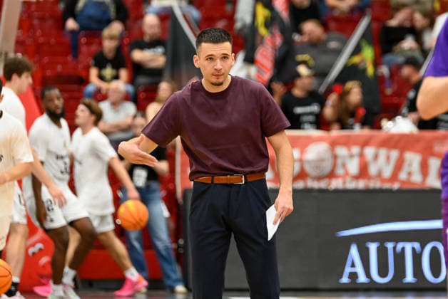 Leni Lojo, BG Göttingen, Assistant Coach: Artland Dragons vs. BG Göttingen, 2nd Basketball Bundesliga, Pro A, Matchday 2, 2026–2027 Season, October 2, 2026, Artland Dragons vs. BG Göttingen, 2nd Basketball Bundesliga, Pro A, Matchday 2, 2026–2027 Season, October 2, 2026, Quakenbrück Copyright: xEibner-Pressefoto RobertxGertzenx EP_RGN