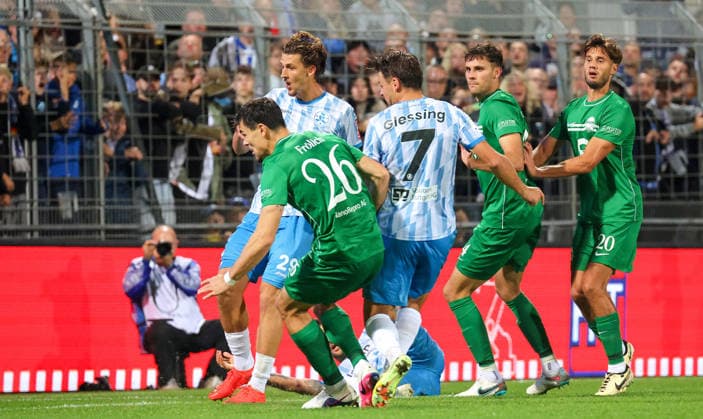 October 2, 2026, Germany, Stuttgart, Soccer, Regionalliga Südwest, SV Stuttgarter Kickers vs. Kickers Offenbach, 1-0, Goal Scorer: Yannick Glessing (Kickers)