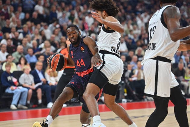 Kamar BALDWIN FCB, Action, One-on-one against Ehan Thompson, Belgrade Basketball EuroLeague, 2026–2027 Season, FC Bayern Munich vs. Partizan Belgrade on October 2, 2026, S A P G A R D EN