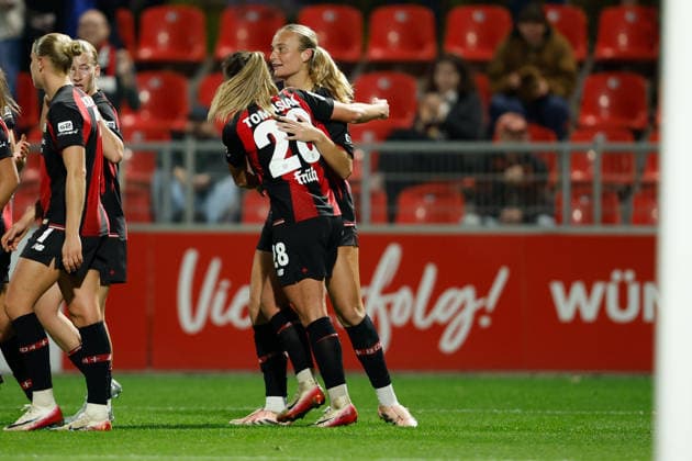Soccer I Women s I 2026–2027 Season I Bundesliga I Bayer 04 Leverkusen vs. Werder Bremen I October 2, 2026 Paulina Tomasiak, 28, Bayer 04 Leverkusen, and Lobke Loonen, 18, Bayer 04 Leverkusen celebrate after Bayer 04 Leverkusen’s 3–2 victory at Ulrich Haberland Stadium in North Rhine-Westphalia, Germany Copyright: xLobeca CedricxSiefkerx