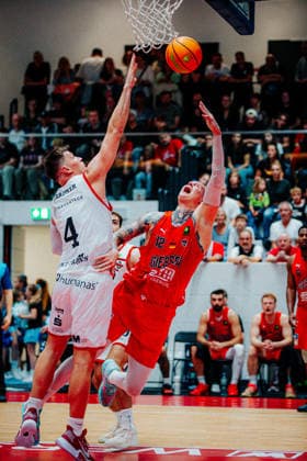 BB 2BL SBB Boerde Baskets vs. Giessen 46ers Robin Benzing GIESSEN 46ers with Brock Boone Gardner SBB Boerde Baskets during the 2026–2027 season in the 2nd Barmer Basketball Bundesliga Pro A on Matchday 2: SBB Baskets vs. Giessen 46ers at the Wolfgang Lakenmacher Halle on October 2, 2026, in Magdeburg, Saxony-Anhalt, Germany