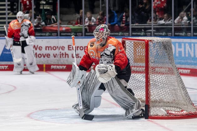 Dustin Strahlmeier, goaltender, Grizzlys Wolfsburg, No. 01 during warm-ups in Germany, Augsburger Panther vs. Grizzlys Wolfsburg, ice hockey, DEL, 2026–2027 season, Matchday 4, October 2, 2026. Photo: HMB Media, Franz Feiner Copyright: HMBxMedia FranzxFeiner