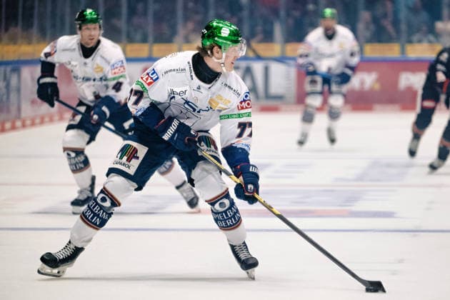 Eric Hoerdler, Eisbären Berlin, 77 GER, Löwen Frankfurt vs. Eisbären Berlin, Ice Hockey, PENNY DEL, Matchday 5, 2026–2027 Season, October 2, 2026 GER, Loewen Frankfurt vs. Eisbaeren Berlin, Ice Hockey, PENNY DEL, Matchday 5, 2026–2027 Season, October 2, 2026 Frankfurt am Main Copyright: xEibner-Pressefoto AttilaxZigax EP_AZA