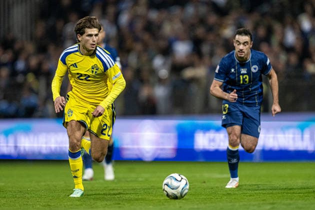 261002 Besfort Zeneli of Sweden during the Nations League soccer match between Bosnia and Herzegovina and Sweden on October 2, 2026 in Zenica. Photo by Ludvig Thunman. BILDBYRAN code LT LT0823 soccer football fotball Nations League UEFA Nations League Bosnia and Herzegovina Sweden Sweden A BBENG  Copyright: LUDVIGxTHUNMAN BB261002LT114