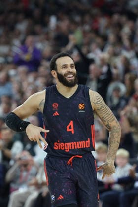 Duane Washington Jr. of FC Bayern Basketball, 04, celebrates a basket; celebration, emotion, GER, FC Bayern Basketball vs. Partizan Mozzart Bet Belgrade, basketball, EuroLeague, Matchday 3, 2026–2027 season, October 2, 2026, GER, FC Bayern Basketball vs. Partizan Mozzart Bet Belgrade, Basketball, EuroLeague, Round 3, 2026–2027 season, October 2, 2026, Munich Copyright: xEibner-Pressefoto JennixMaulx EP_JML