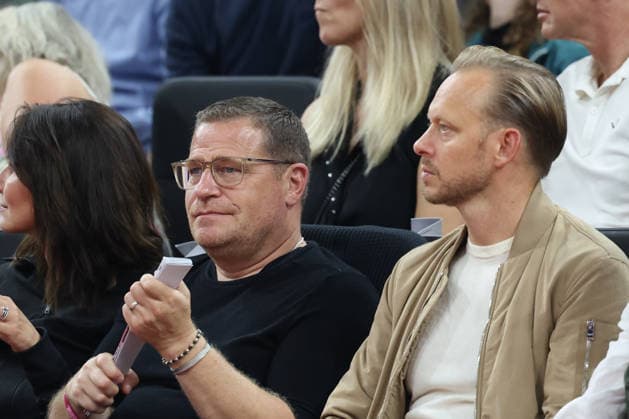 Max Eberl, FC Bayern Munich, Sporting Director, with Rouven Kasper, FC Bayern Munich, Executive Director of Marketing and Sales, GER, FC Bayern Basketball vs. Partizan Mozzart Bet Belgrade, Basketball, EuroLeague, Matchday 3, 2026–2027 Season, October 2, 2026, GER, FC Bayern Basketball vs. Partizan Mozzart Bet Belgrade, Basketball, EuroLeague, Matchday 3, 2026–2027 Season, October 2, 2026, Munich Copyright: xEibner-Pressefoto JennixMaulx EP_JML