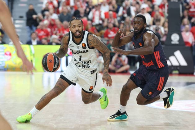 Carlik Jones, Partizan Belgrade, 01; Kamar Baldwin, FC Bayern Basketball, 44; GER; FC Bayern Basketball vs. Partizan Mozzart Bet Belgrade; Basketball; EuroLeague; Matchday 3; 2026–2027 Season; October 2, 2026, GER, FC Bayern Basketball vs. Partizan Mozzart Bet Belgrade, Basketball, EuroLeague, Matchday 3, 2026–2027 Season, October 2, 2026, Munich Copyright: xEibner-Pressefoto JennixMaulx EP_JML