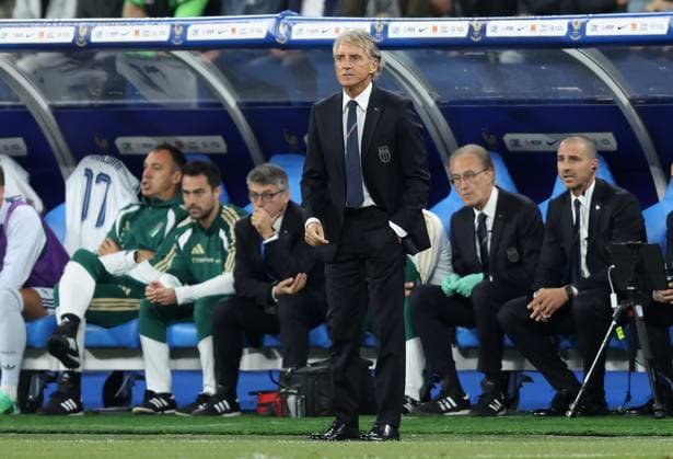 UEFA Nations League - France v Italy PARIS, FRANCE, OCTOBER 02: Roberto Mancini manager of Italy national team, Nationalteam during The UEFA Nations League Group Stage match in Group A1 between France v Italy at Stade de France Stadium, Paris France, on October 02. (Photo by Daniel Weir) Paris Stade de France FRANCE Copyright: xDanielxWeir SportsxPressxPhotox Sportspressphoto_SPR243911