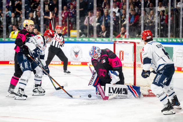 October 2, 2026 Ice Hockey Season 2026–2027 Penny DEL Nuremberg Ice Tigers Icetigers Schwenninger Wild Wings Schwenningen ThHa xthxhax Jackson Cates 26, Nuremberg Ice Tigers, NIT Sebastian Uvira 93, Schwenninger Wild Wings, SWW Niklas Treutle 31, Nuremberg Ice Tigers, NIT