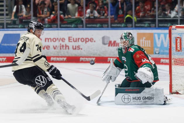 Tobias Ancicka, 45, of the Augsburger Panther, and Lester Lancaster, 74, of the Grizzlys Wolfsburg, during the game between the Augsburger Panther and the Grizzlys Wolfsburg, ice hockey, men s, DEL, 2026–2027, Matchday 5 on October 2, 2026, in Augsburg, Curt Frenzel Stadium, Bavaria, Germany