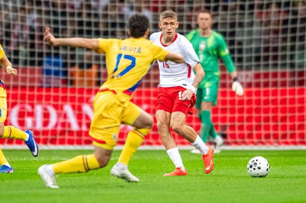 WARSAW, POLAND - OCTOBER 2: Wiktor Nowak during the UEFA Nations League Group B4 Round 3 MD1 match between Poland nad Romania at PGE Narodowy on October 2, 2026 in Warsaw, Poland --- Pilka nozna. Liga Narodow. Polska - Rumunia. (Photo by Kai Taller Arena Akcji) NEWSPIX.PL --- newspix.pl POLAND OUT! 