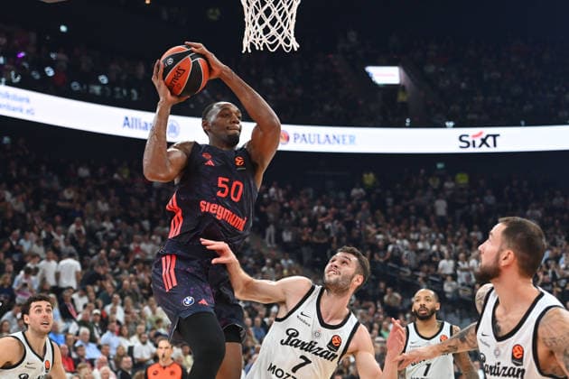 Austin WILEY FCB, Action, Face-off against Mario Nakic, Belgrade Basketball EuroLeague, 2026–2027 Season, FC Bayern Munich vs. Partizan Belgrade on October 2, 2026, S A P G A R D EN