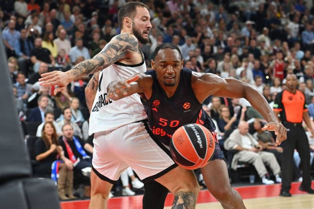 Austin WILEY FCB, Action, One-on-One Against Joffrey Lauvergne, Belgrade Basketball EuroLeague, 2026–2027 Season, FC Bayern Munich vs. Partizan Belgrade on October 2, 2026, S A P G A R D EN