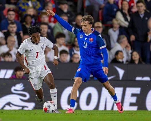 RECORD DATE NOT STATED 2nd October 2026; bet365 Stadium, Stoke-on-Trent, England; UEFA U21, U 21 Championship Qualification Football, England U21 versus Slovakia U21; Samuel Amo-Ameyaw of England under pressure from Alexej Maros of Slovakia TimxWilliams