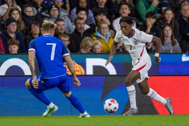 RECORD DATE NOT STATED 2nd October 2026; bet365 Stadium, Stoke-on-Trent, England; UEFA U21, U 21 Championship Qualification Football, England U21 versus Slovakia U21; Samuel Amo-Ameyaw of England under pressure from Matej Riznic of Slovakia TimxWilliams
