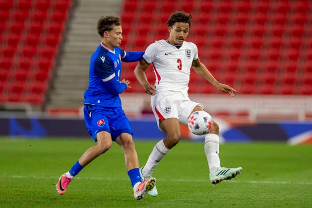 RECORD DATE NOT STATED 2nd October 2026; bet365 Stadium, Stoke-on-Trent, England; UEFA U21, U 21 Championship Qualification Football, England U21 versus Slovakia U21; Max Alleyne of England under pressure from Mario Sauer of Slovakia TimxWilliams