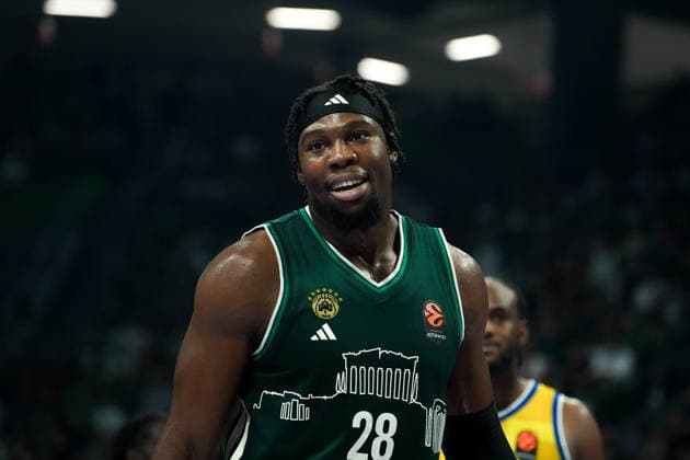 October 2, 2026, Athens, Athens, Greece: GUERSCHON YABUSELE in action during the EuroLeague basketball game between Panathinaikos AKTOR Athens and Maccabi Rapyd Tel Aviv at Telekom Center Athens, Athens, Greece, October 2, 2026. Panathinaikos AKTOR Athens Vs Maccabi Rapyd Tel Aviv  - ZUMAa226 20261002_zip_a226_004 Copyright: xGiorgosxArapekosx