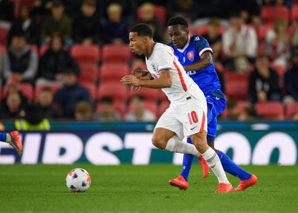 U21, U 21 England v U21 Slovakia, U21 UEFA EUROPEAN CHAMPIONSHIPS Ethan NWANERI of England attacking with the ball during the U21 UEFA EUROPEAN CHAMPIONSHIPS match between U21 England and U21 Slovakia at the Bet365 Stadium, Stoke-on-Trent, UK on 2 October 2026. Stoke-on-Trent Bet365 Stadium Staffordshire UK Editorial use only , Copyright: xMarkxDunnx PSI-24952-0016