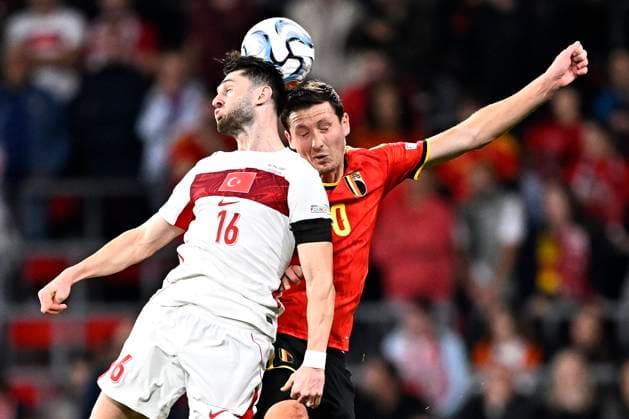 Belgium v Turkey - UEFA Nations League 2026 LIEGE, BELGIUM - OCTOBER 02 : Vanaken Hans midfielder of Belgium battles for the ball with Yuksek Ismail midfielder of Turkey during the UEFA Nations League tournament league phase matchday 3 group A1 match between Belgium and Turkey on October 2, 2026 in Liege, Belgium, 02 10 2026 Liege Belgium  Copyright: xTomasxSiskx
