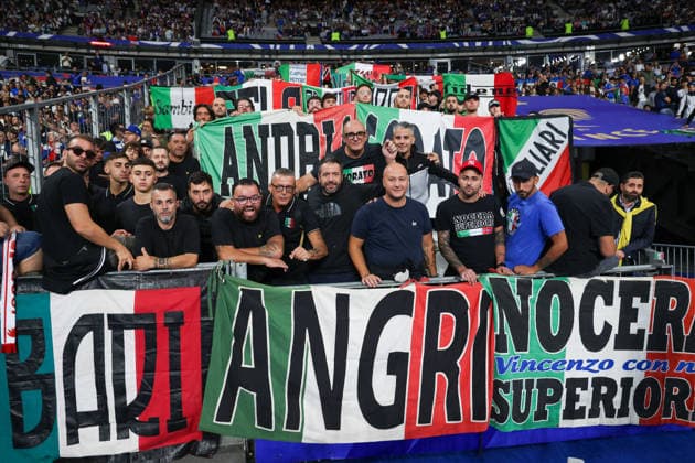 UEFA Nations League 2026 27 partita di calcio tra Francia - Italia Supporters of Italy durante la partita di calcio di UEFA Nations League 2026 27 del 02 10 2026 tra Francia vs Italia allo stadio de France a Parigi. Parigi Stadiode France Parigi Francia Copyright: xFABIOxSASSOxFabioxSassox 7V8A8767