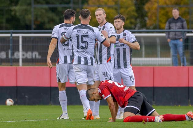Nuremberg, Germany October 2, 2026 Friendly Match 2026–2027 1. FC Nuremberg vs. FC Ingolstadt 04 Pictured, third from the left: Goal scorer Vinko Sapina (FCI) celebrates his goal to make it 3–1 with Lukas Fröde (FCI), Jonas Scholz (FCI), and Linus Rosenlöcher (FCI). Valznerweiher Sports Park, Bavaria Copyright: xFotostandx xSchäferx