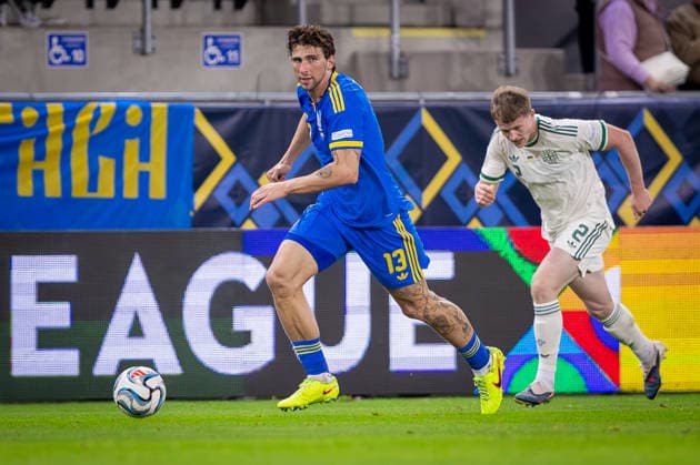 UKRAINE - NORTHERN IRELAND Illia Zabarnyi of Ukraine and Paris Saint Germain and Terry Devlin of Northern Ireland and Portsmouth during UEFA Nations League - League B - Group B2 - Matchday 3 - football match between Ukraine and Northern Ireland. Anton Malatinsky Stadium, City Arena, Trnava, Slovakia, October 02, 2026. Photo by Branislav Racko Copyright: xx 080A9666