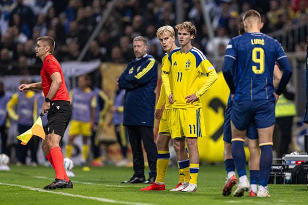 October 2, 2026: Lucas Bergvall and Williot Swedberg of Sweden during the Nations League soccer match between Bosnia and Herzegovina and Sweden on October 2, 2026 in Zenica. Photo by Ludvig Thunman. BILDBYRAN code LT LT0823 soccer football fotball Nations League UEFA Nations League Bosnia and Herzegovina Sweden Sweden A BBENG  Copyright: LUDVIGxTHUNMAN BB261002LT181