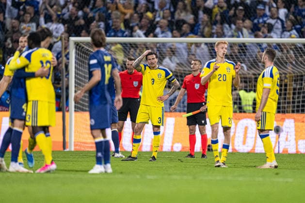 October 2, 2026: Victor Lindelöf of Sweden looks dejected after the Nations League soccer match between Bosnia and Herzegovina and Sweden on October 2, 2026 in Zenica. Photo by Ludvig Thunman, BILDBYRAN, code LT LT0823, soccer, football, fotball, Nations League, UEFA Nations League, Bosnia and Herzegovina, Sweden, Sweden A, BBENG, depp  Copyright: LUDVIGxTHUNMAN BB261002LT192