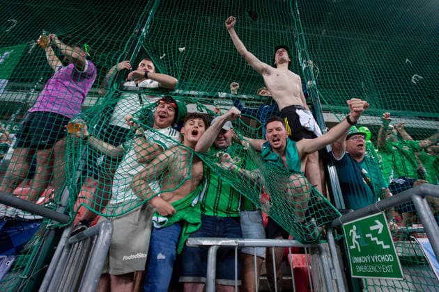 UKRAINE - NORTHERN IRELAND Fans of Northern Ireland celebrate after UEFA Nations League - League B - Group B2 - Matchday 3 - football match between Ukraine and Northern Ireland. Anton Malatinsky Stadium, City Arena, Trnava, Slovakia, October 02, 2026. Photo by Branislav Racko Copyright: xx _BRR0518