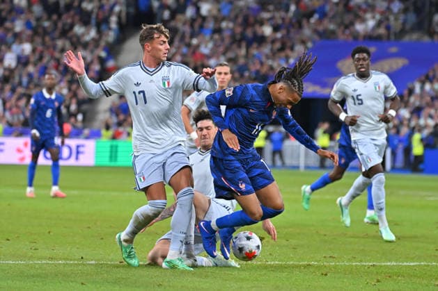 UEFA Nations League 2026, France vs Italy, Football Daniel Maldini of Italy , Michael Olise of France and Alessandro Bastoni of Italy during the UEFA Nations League 2026 match between France and Italy at Stade de France on October 02, 2026 in Paris, France. Saint Denis Stade de France France