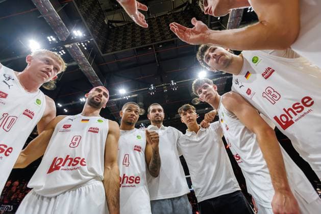 October 2, 2026 Basketball Season 2026–2027 2nd Bundesliga Pro A Matchday 02 Nuremberg Falcons Basketball Club (NBC) vs. EPG Baskets Koblenz Sports photo by Zink DaMa xdaxmax The Nuremberg Falcons BC (NBC) team forms a circle after the game