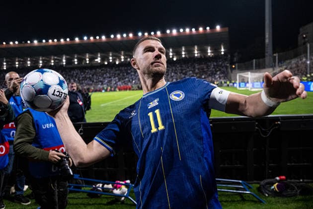 261002 Edin Džeko of Bosnia and Herzegovina after the Nations League soccer match between Bosnia and Herzegovina and Sweden on October 2, 2026 in Zenica. Photo by Ludvig Thunman. BILDBYRAN code LT LT0823 soccer football fotball Nations League UEFA Nations League Bosnia and Herzegovina Sweden Sweden A BBENG  Copyright: LUDVIGxTHUNMAN BB261002LT208