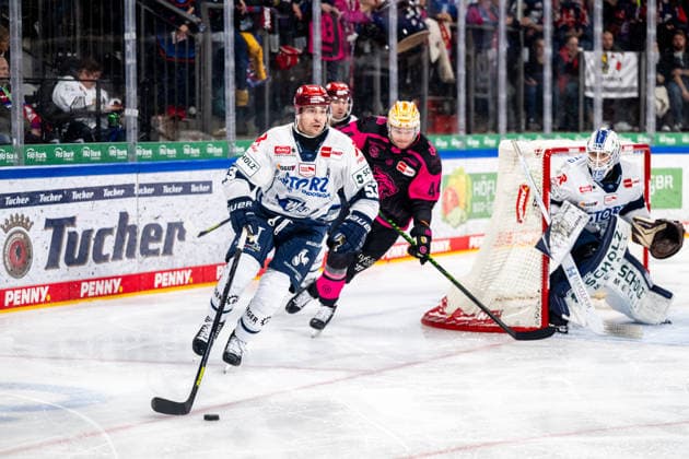 Alex Trivellato 53, Schwenninger Wild Wings, SWW, Nuremberg Ice Tigers vs. Schwenninger Wild Wings, Ice Hockey, Penny DEL, Matchday 5, October 2, 2026, Nuremberg Ice Tigers vs. Schwenninger Wild Wings, Ice Hockey, Penny DEL, Matchday 5, October 2, 2026 Copyright: xEibner-Pressefoto ThomasxHahnx EP_NIT