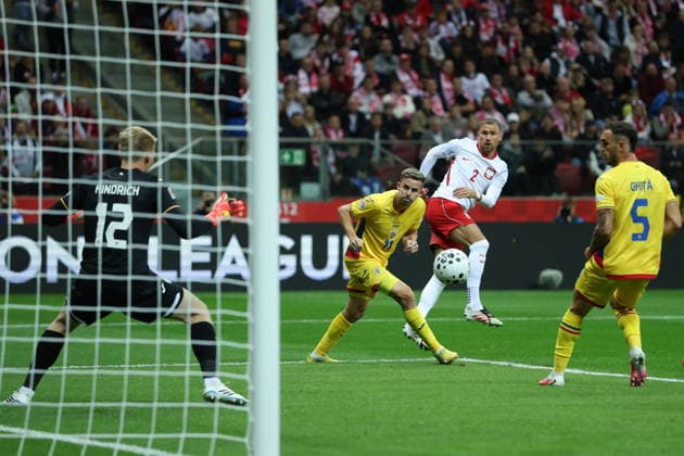 WARSZAWA 02.10.2026 MECZ 3. KOLEJKA GRUPA B4 LIGA NARODOW SEZON 2026 27: POLSKA - RUMUNIA --- UEFA NATIONS LEAGUE FOOTBALL MATCH IN WARSAW: POLAND - ROMANIA NICUSOR BANCU MATTY CASH FOT. PIOTR KUCZA FOTOPYK NEWSPIX.PL --- newspix.pl POLAND OUT! 